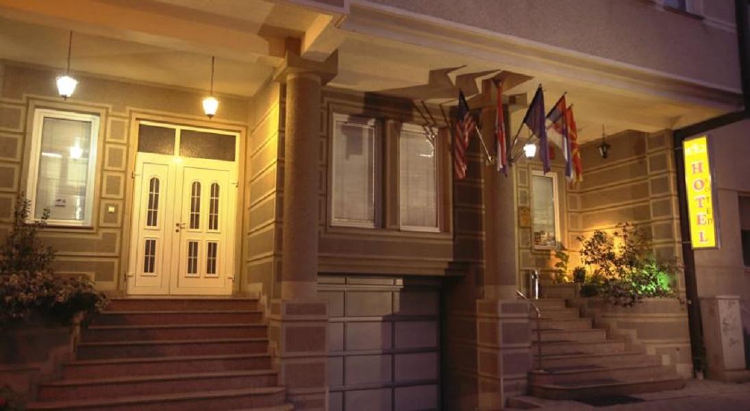 Premier Aparthotel