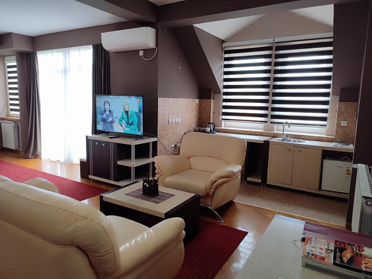 Aparthotel Premier 4*