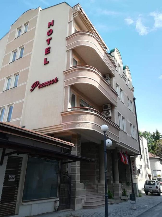 Premier Aparthotel 4*
