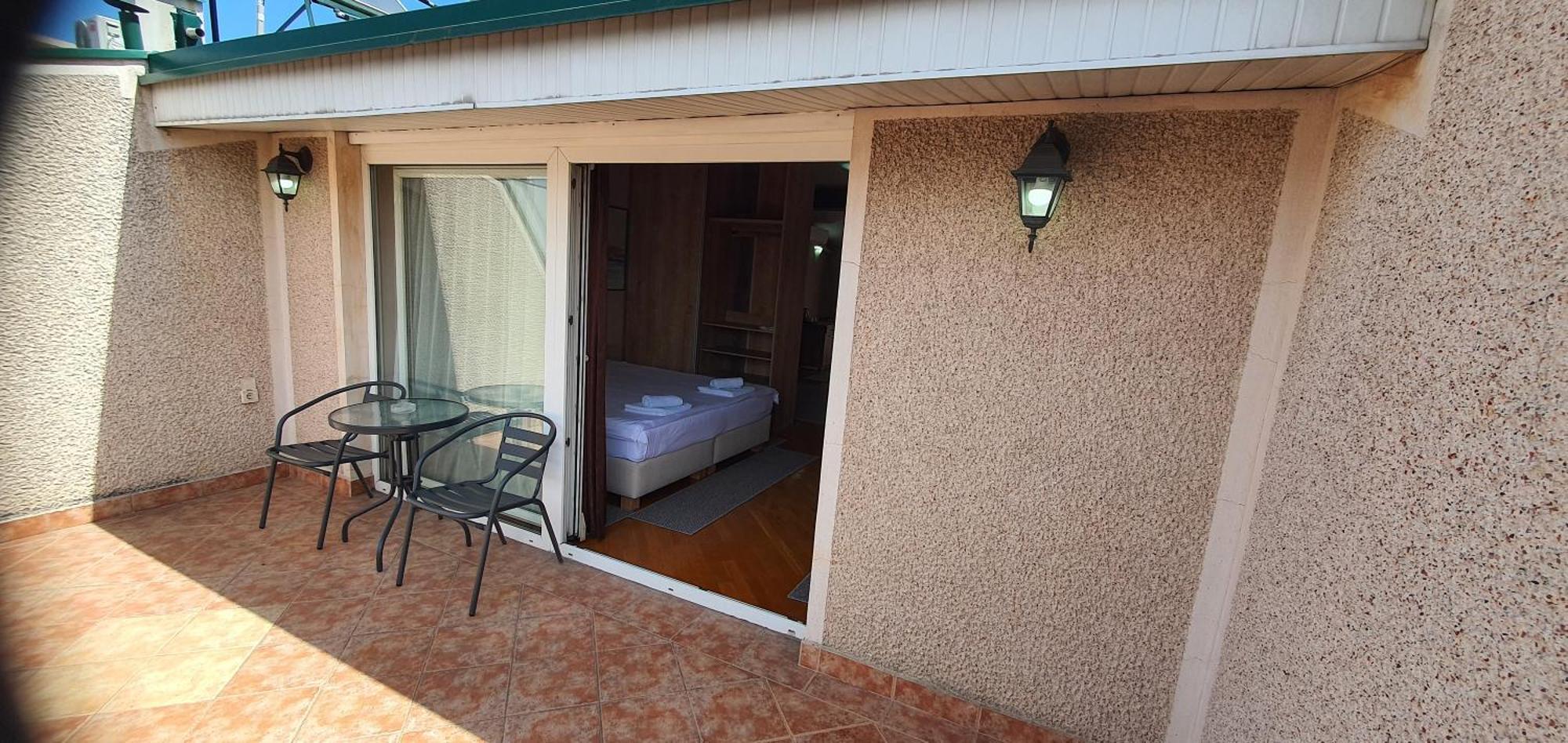 Aparthotel Premier 4*