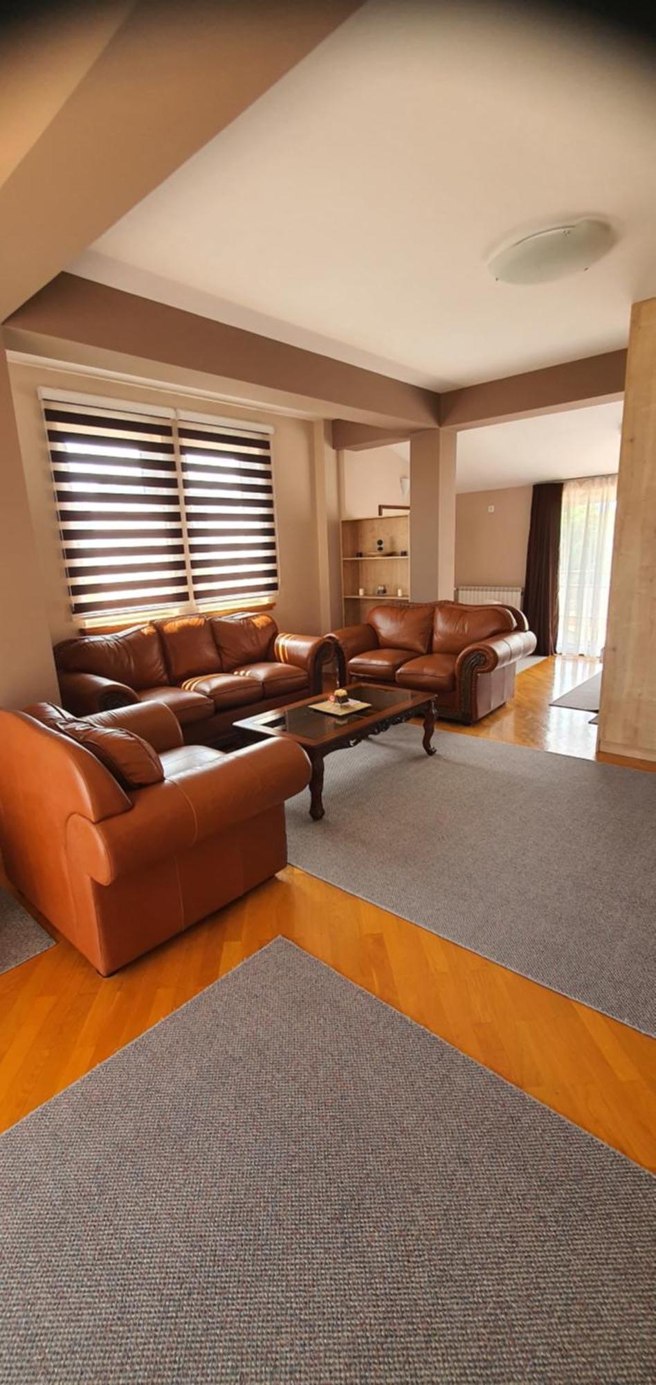 Aparthotel Premier 4*