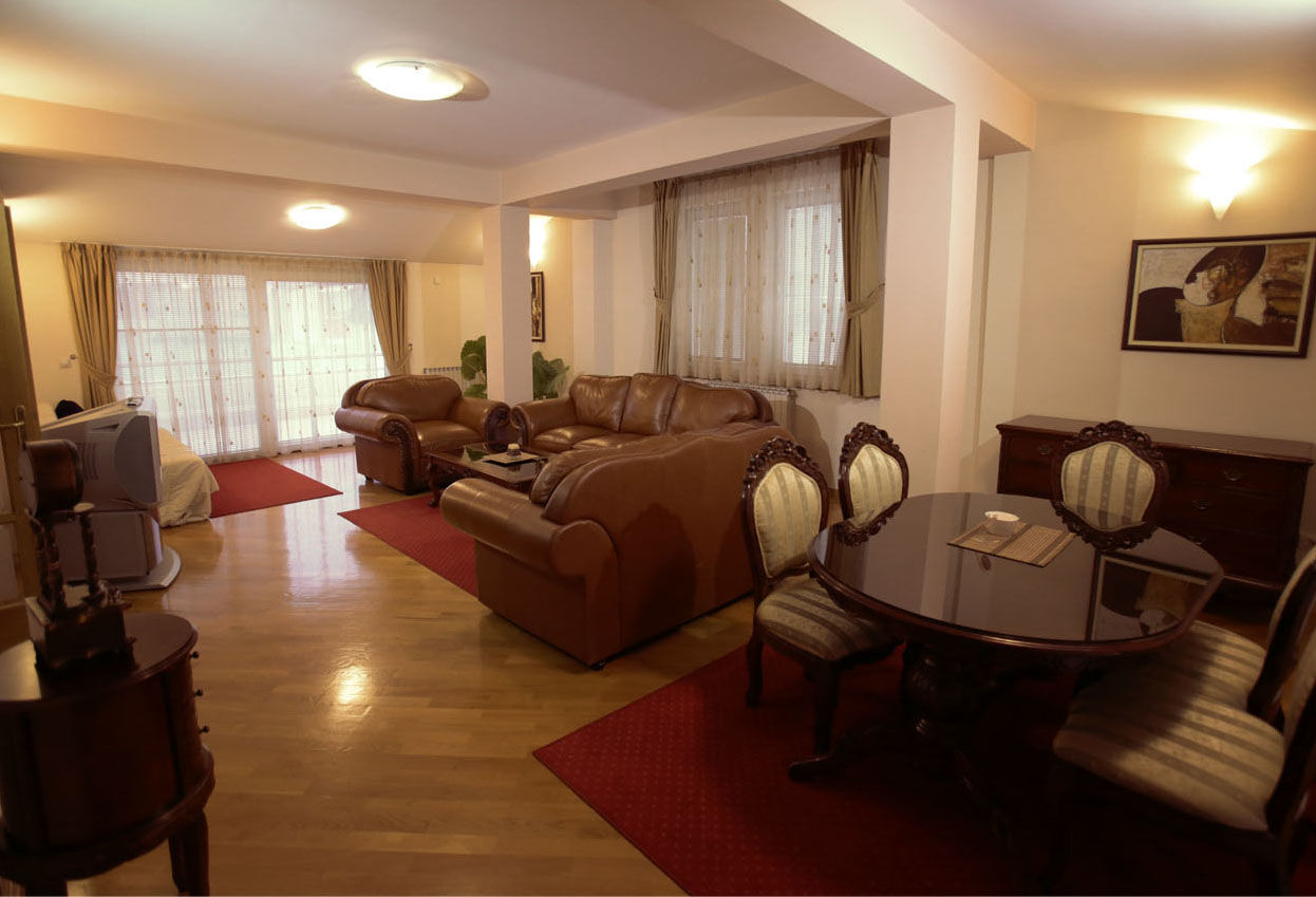 Aparthotel Premier